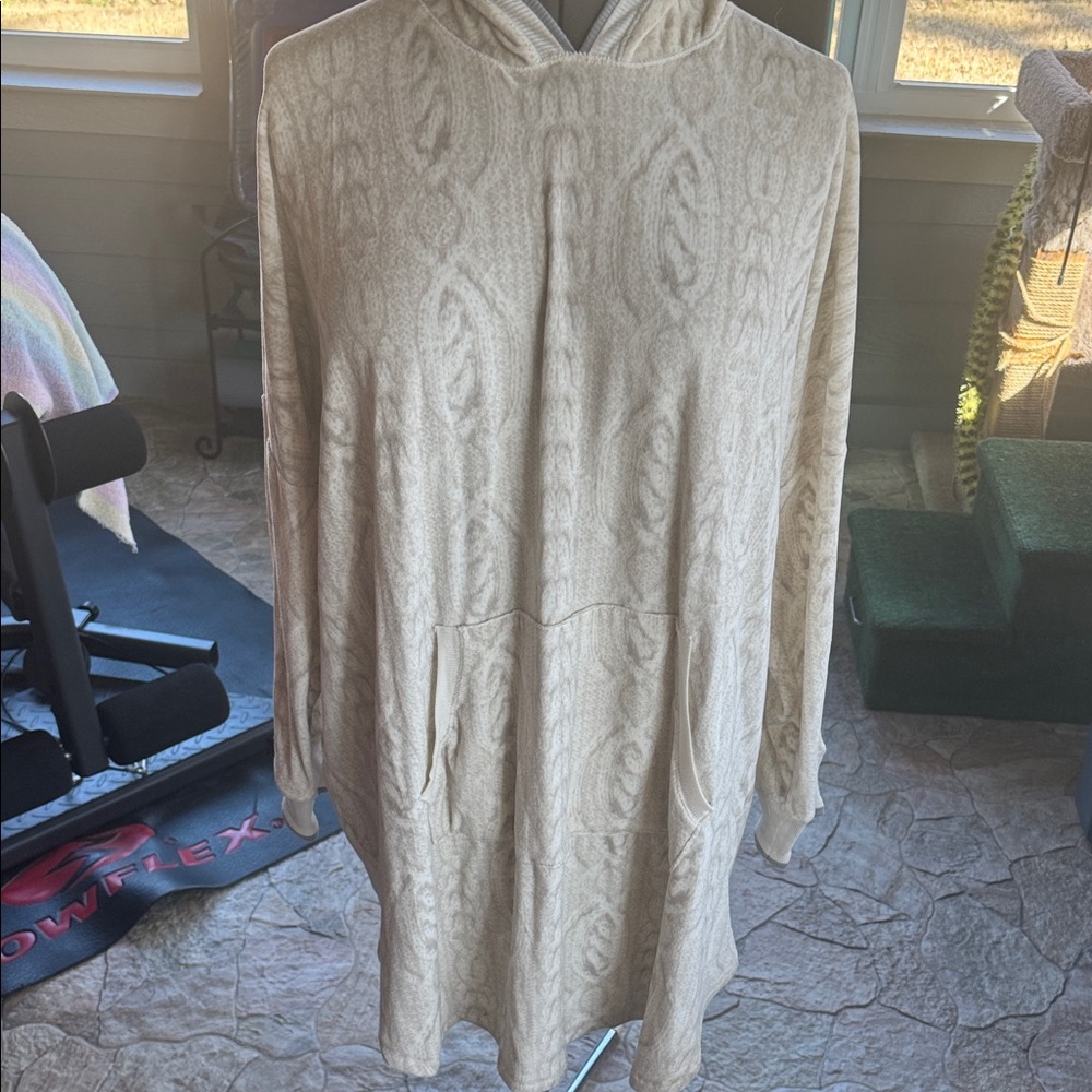 Simply Vera Vera Wang Beige Hoodie Lounge Wear Size XXL